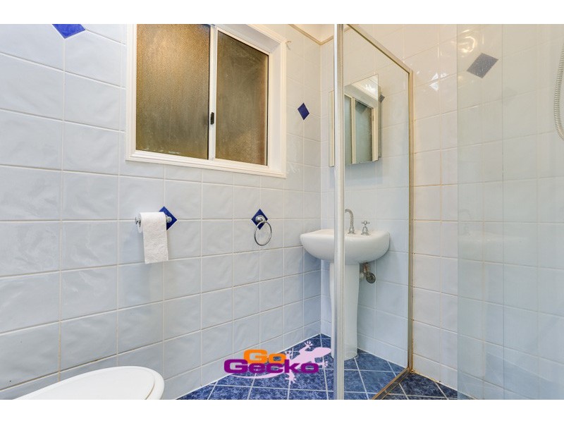 22 Rutyna Cr, Crestmead QLD 4132