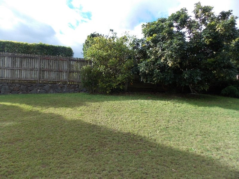 22 Eden Elm St, Calamvale QLD 4116