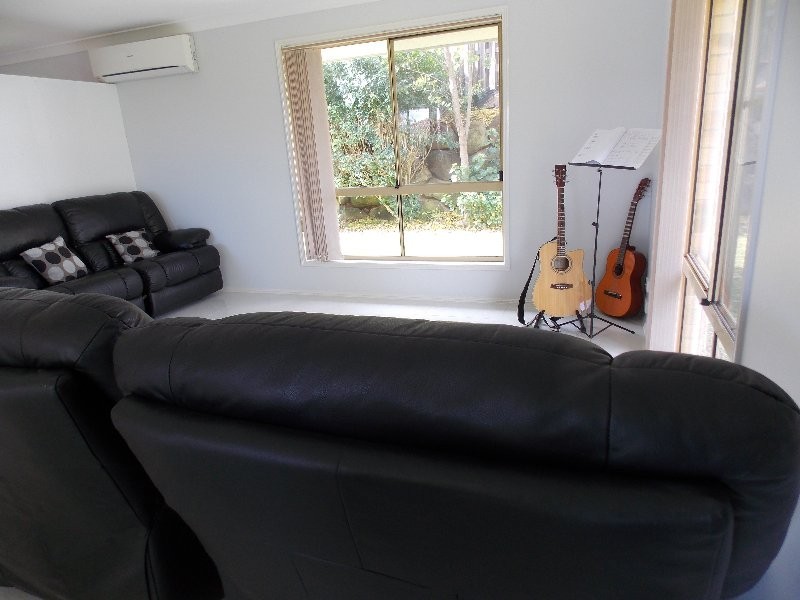 25 Moneghetti Pl, Calamvale QLD 4116