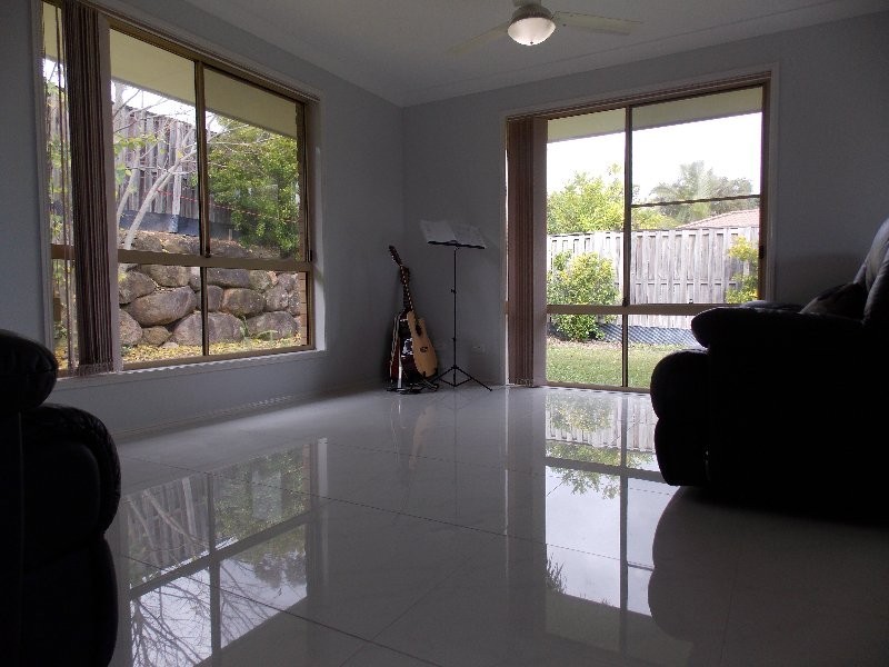 25 Moneghetti Pl, Calamvale QLD 4116