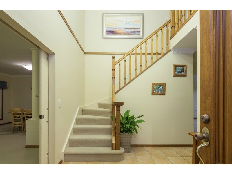 76 Ontario Crescent, Parkinson QLD 4115