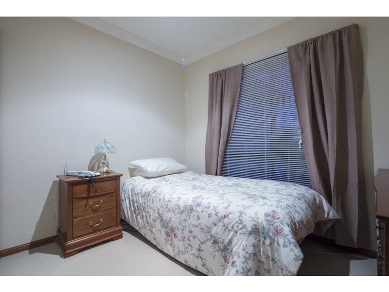 76 Ontario Crescent, Parkinson QLD 4115
