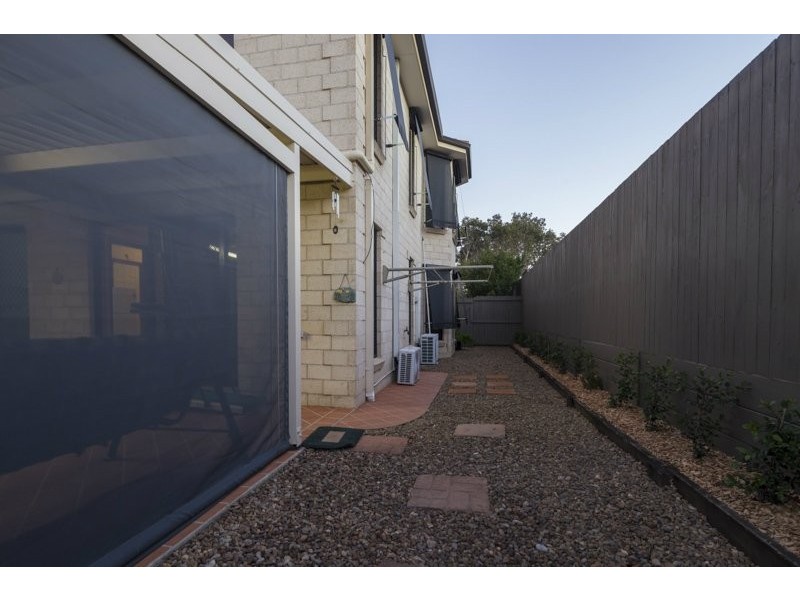 76 Ontario Crescent, Parkinson QLD 4115