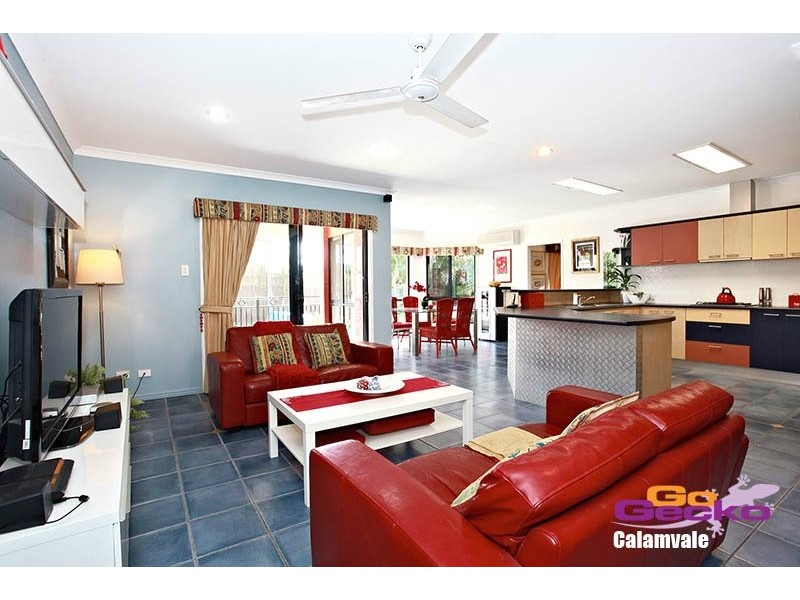 23 Albert Place, Parkinson QLD 4115