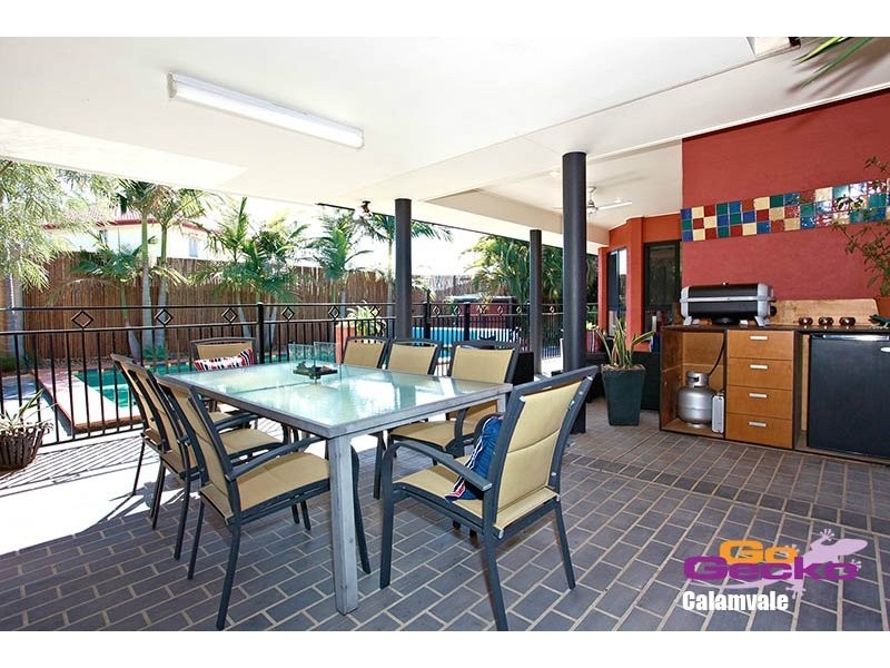 23 Albert Place, Parkinson QLD 4115