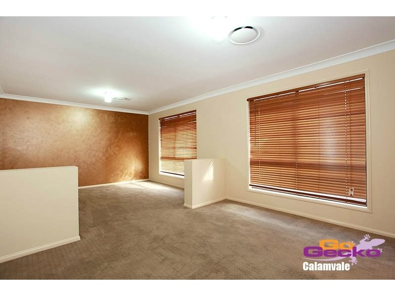 16 Sarabah Close, Calamvale QLD 4116