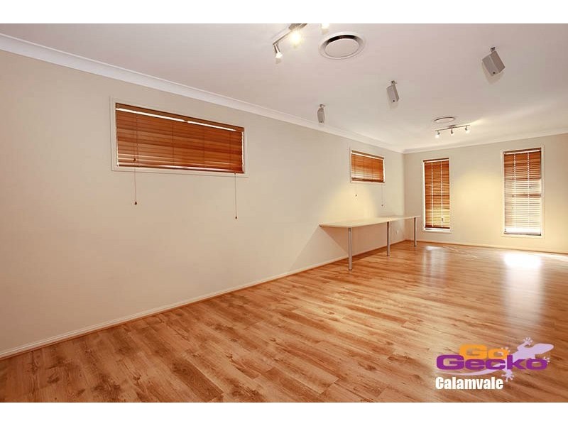 16 Sarabah Close, Calamvale QLD 4116