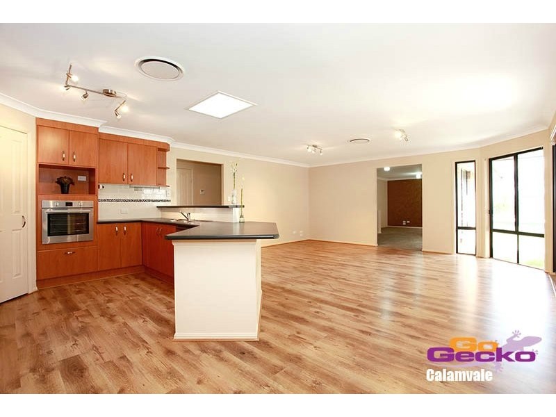 16 Sarabah Close, Calamvale QLD 4116