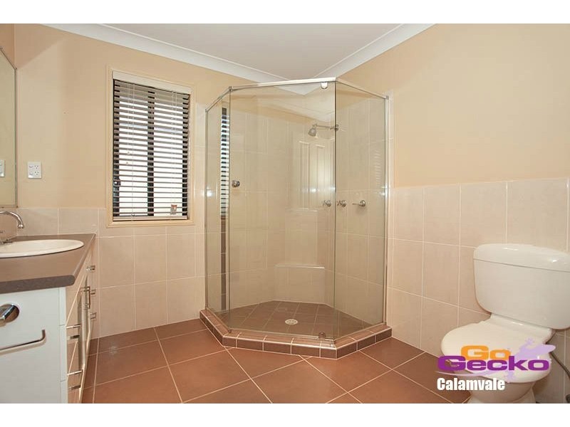 16 Sarabah Close, Calamvale QLD 4116