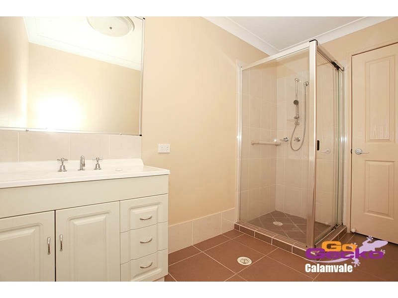 16 Sarabah Close, Calamvale QLD 4116