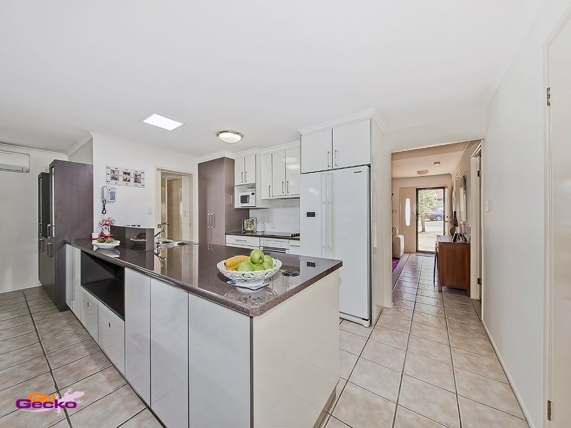 15 Gurnai Street, Belmont QLD 4153