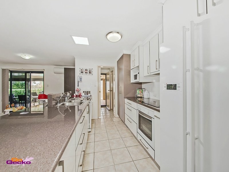 15 Gurnai Street, Belmont QLD 4153