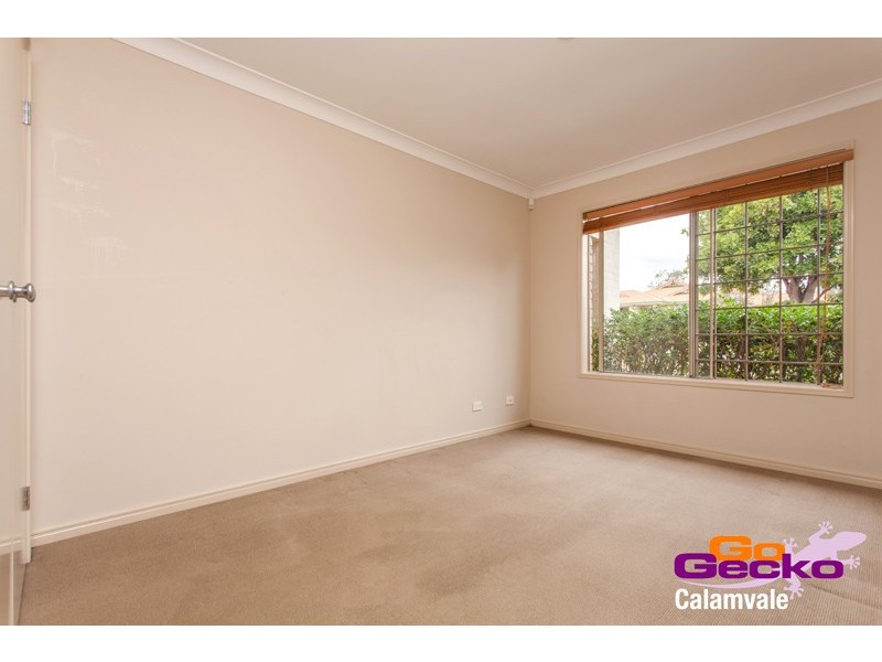 75 Wallum Drive, Parkinson QLD 4115