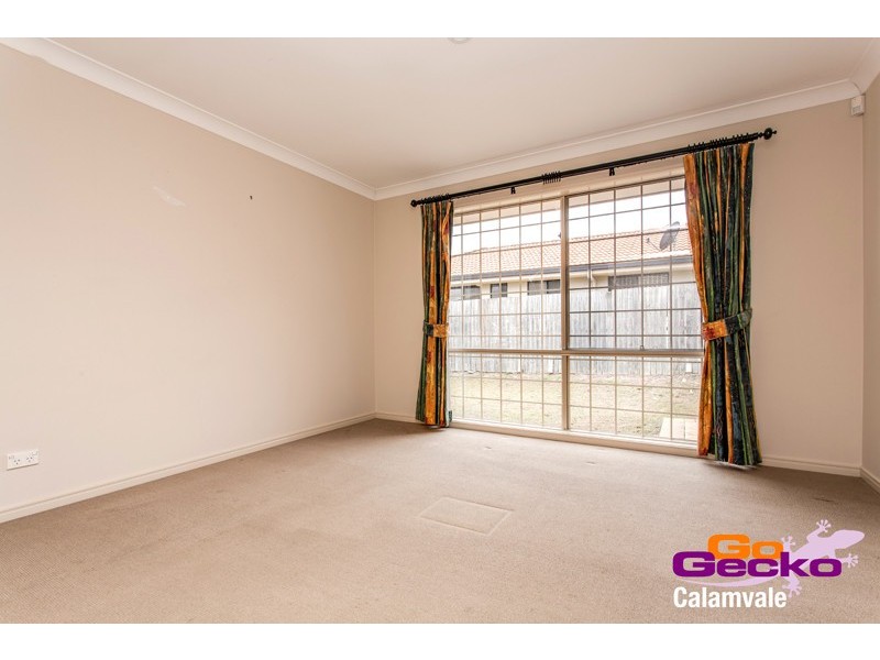 75 Wallum Drive, Parkinson QLD 4115