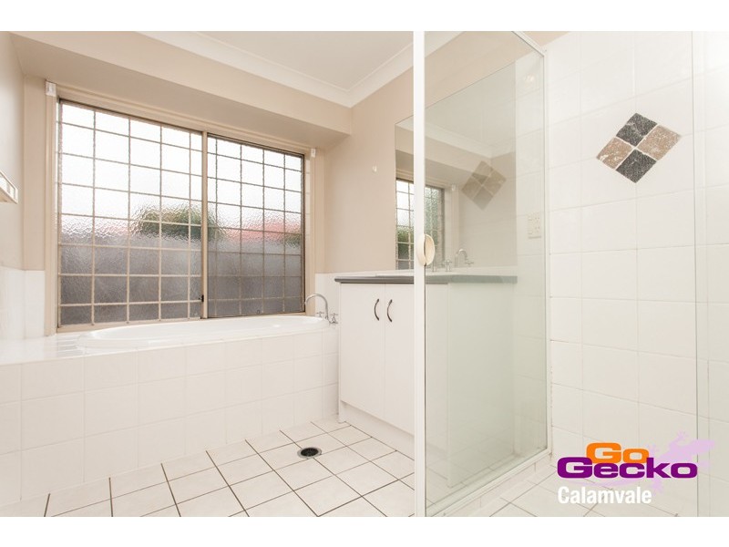 75 Wallum Drive, Parkinson QLD 4115