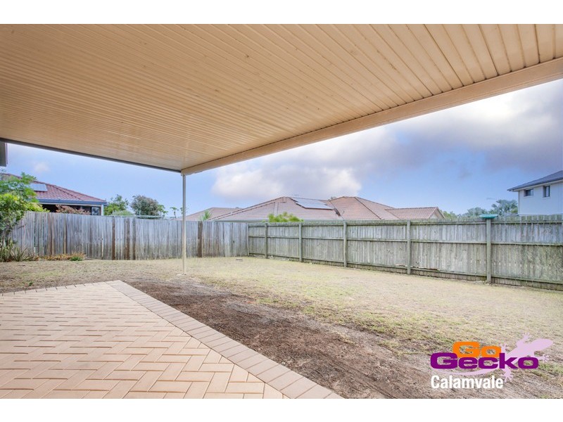 75 Wallum Drive, Parkinson QLD 4115