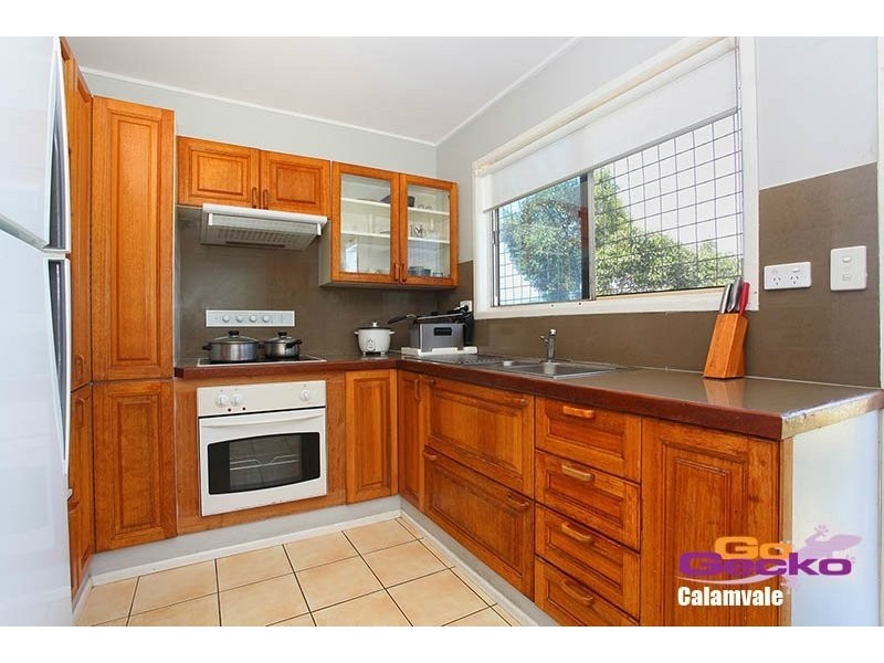 22 Kurrajong St, Woodridge QLD 4114