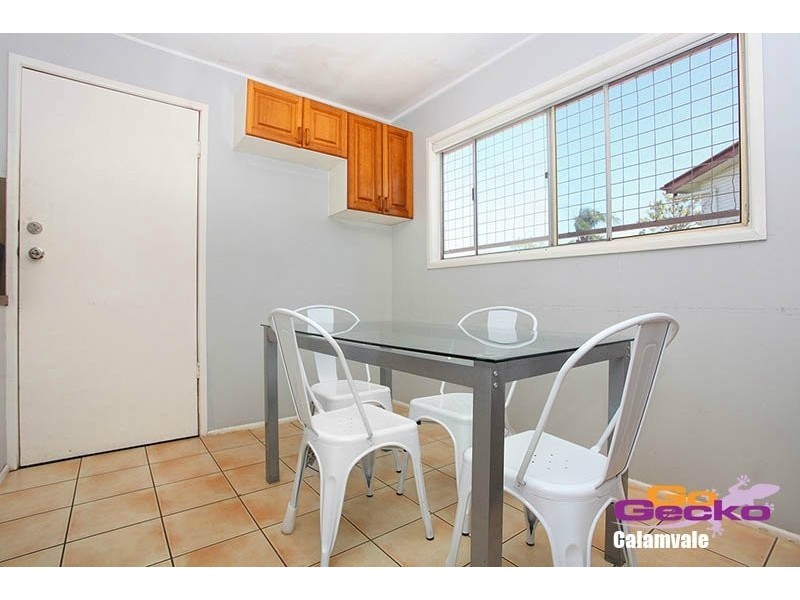 22 Kurrajong St, Woodridge QLD 4114