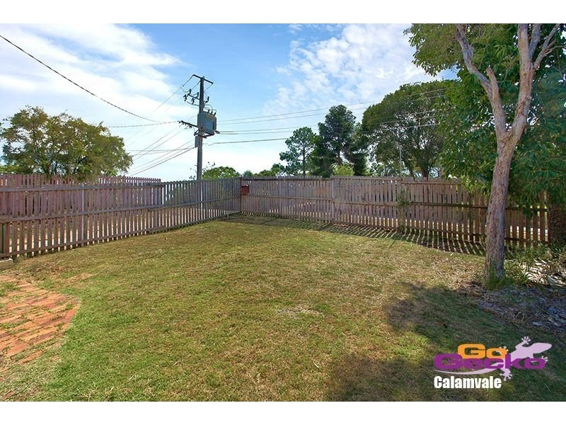 22 Kurrajong St, Woodridge QLD 4114