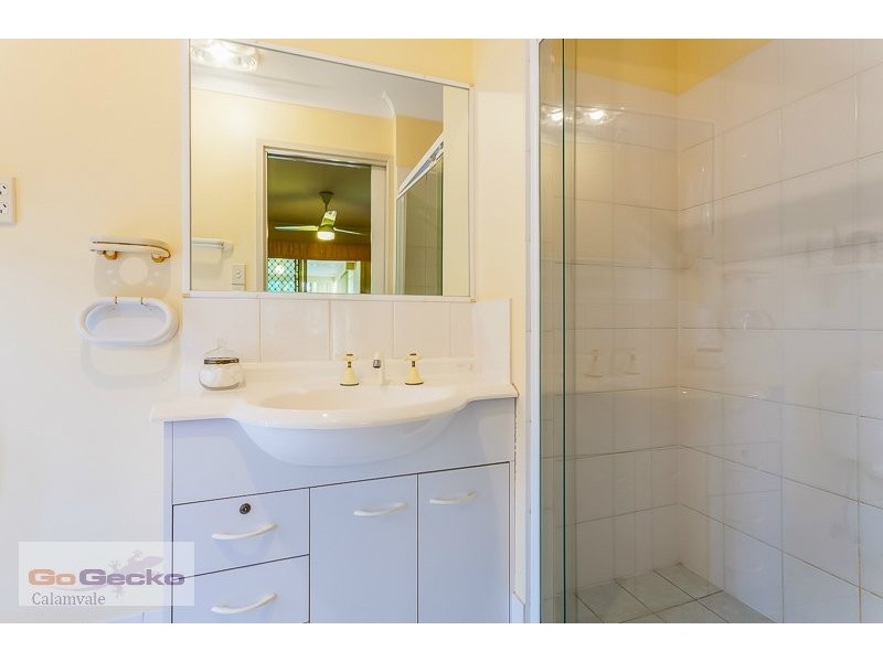 2 Bellavista Close, Calamvale QLD 4116