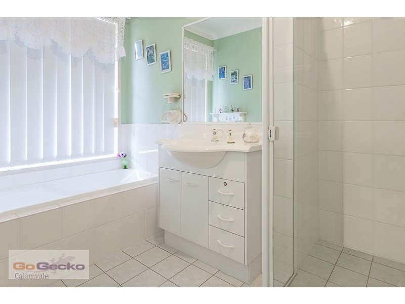 2 Bellavista Close, Calamvale QLD 4116