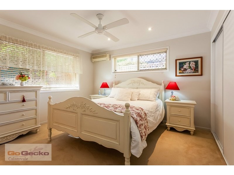 10 Narcissus Place, Calamvale QLD 4116
