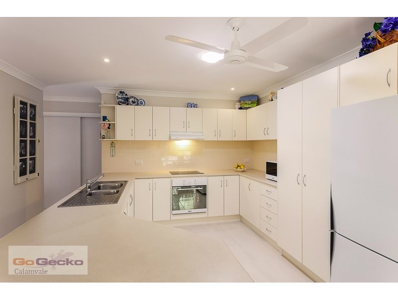 10 Narcissus Place, Calamvale QLD 4116