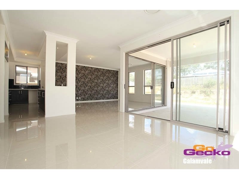6 Penglase St, Doolandella QLD 4077