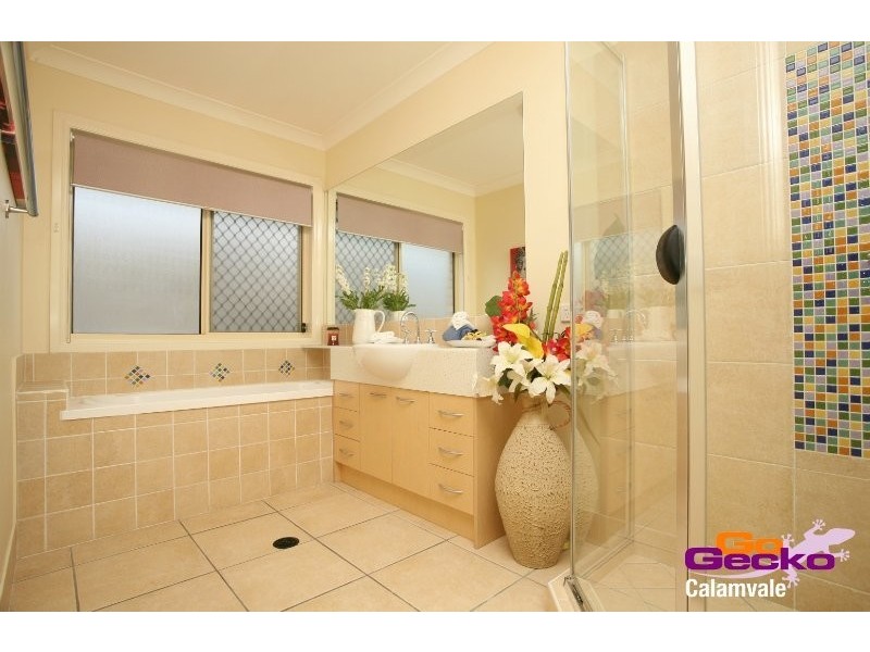 28 Utah Place, Parkinson QLD 4115