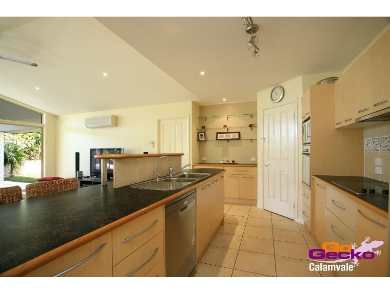28 Utah Place, Parkinson QLD 4115