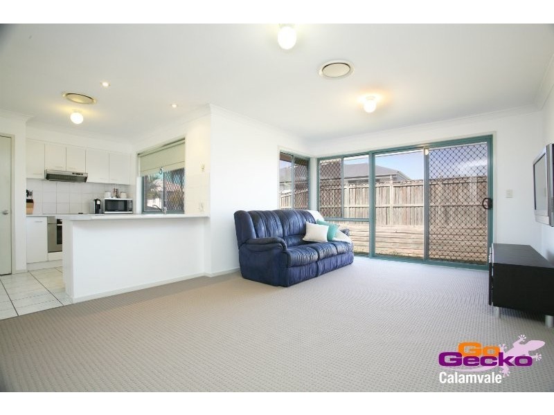 8 Bellavista Close, Calamvale QLD 4116