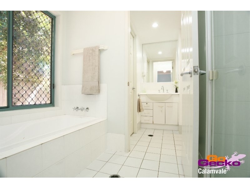 8 Bellavista Close, Calamvale QLD 4116