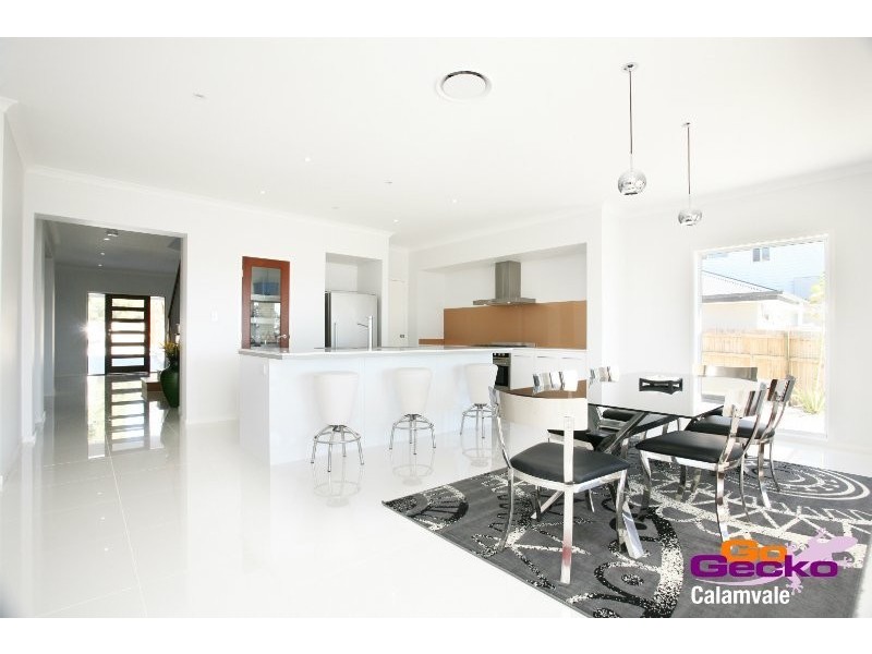 11 Hanley Place, Doolandella QLD 4077