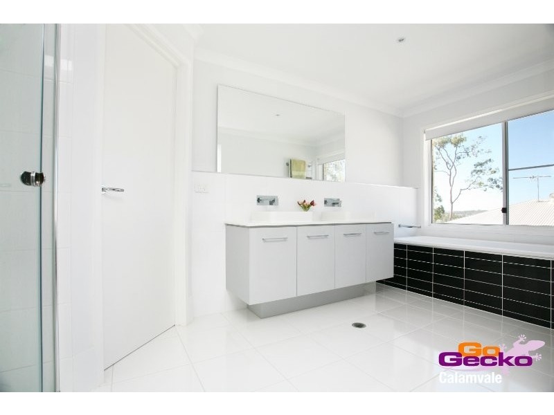 11 Hanley Place, Doolandella QLD 4077