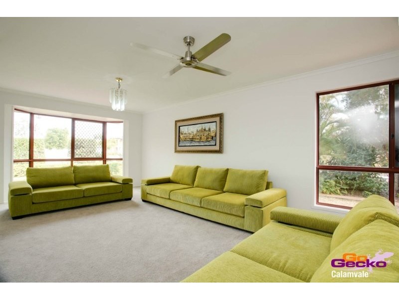 116 Glenfield Street, Parkinson QLD 4115
