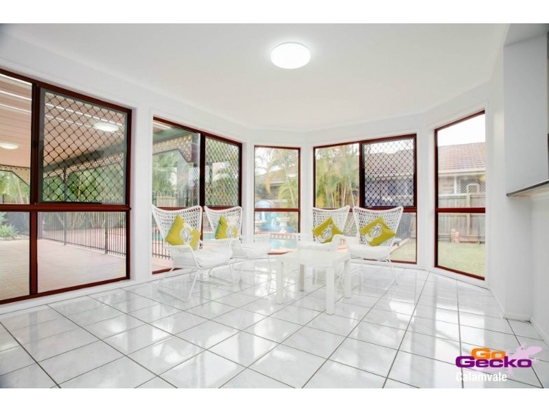 116 Glenfield Street, Parkinson QLD 4115