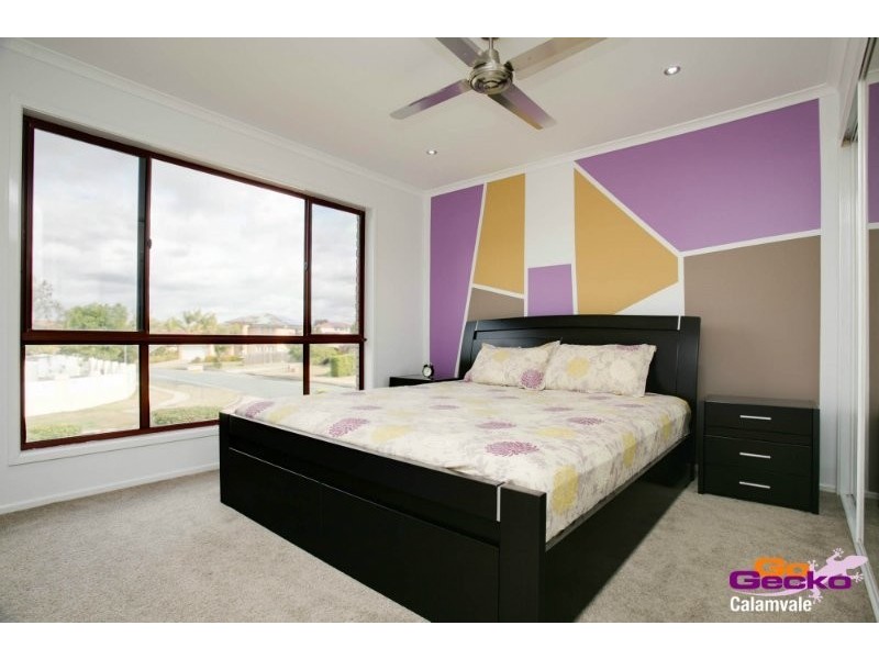 116 Glenfield Street, Parkinson QLD 4115