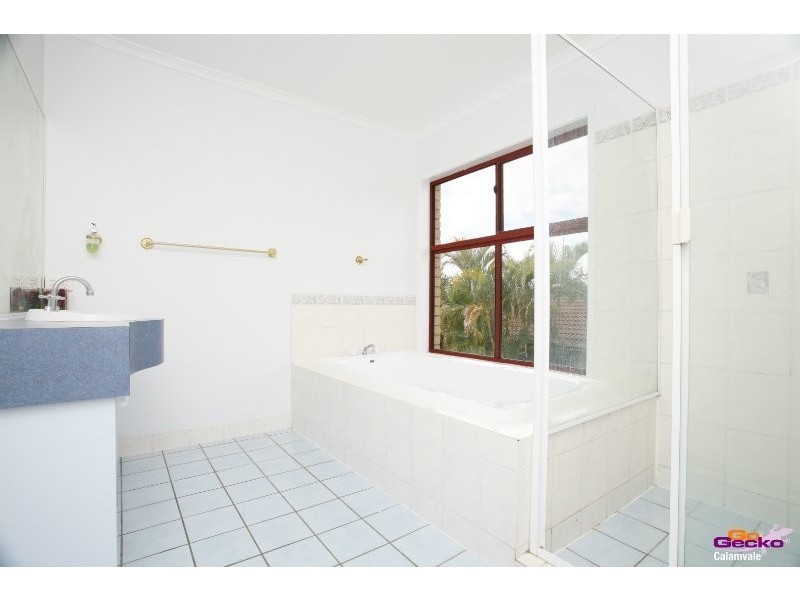 116 Glenfield Street, Parkinson QLD 4115