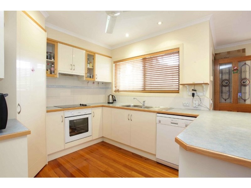 26 Donegal St, Kuraby QLD 4112