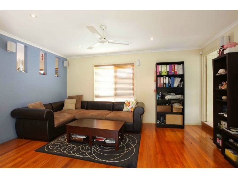 26 Donegal St, Kuraby QLD 4112