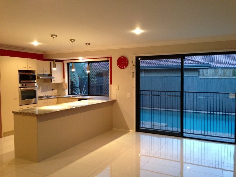 10 Cleland Ct, Parkinson QLD 4115