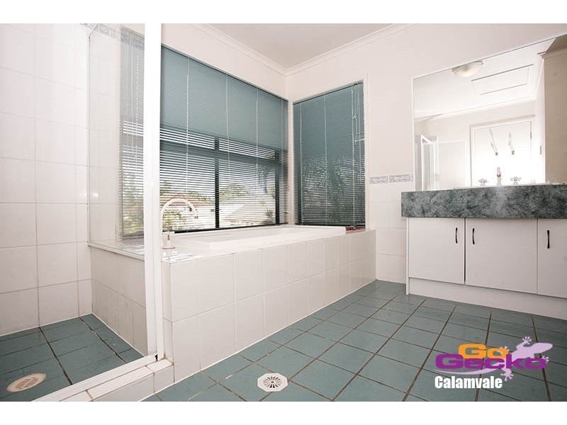 46 Ontario Crescent, Parkinson QLD 4115