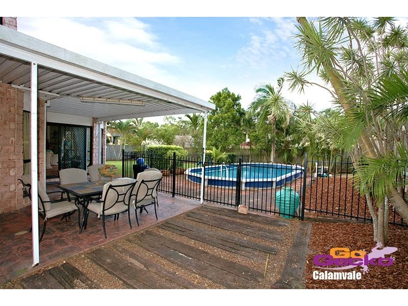 46 Ontario Crescent, Parkinson QLD 4115
