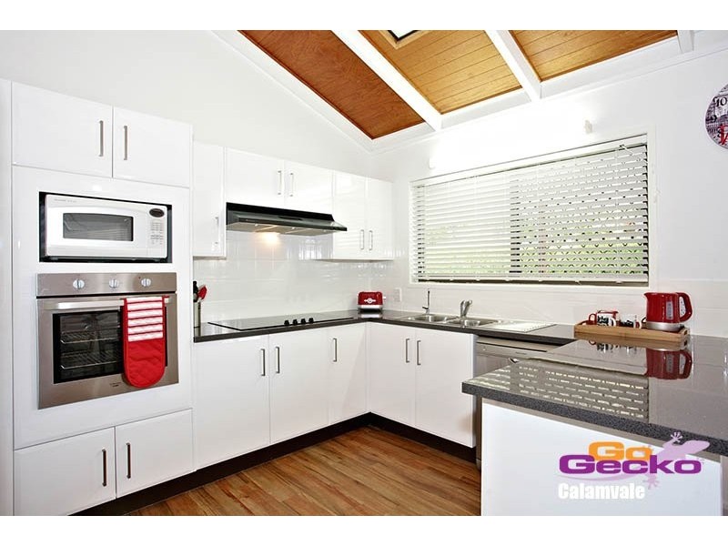 48 Honeywood St, Sunnybank Hills QLD 4109