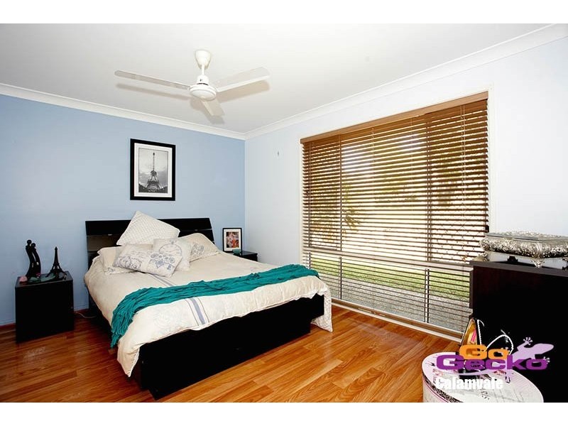 30 Bannockburn Cres, Parkinson QLD 4115