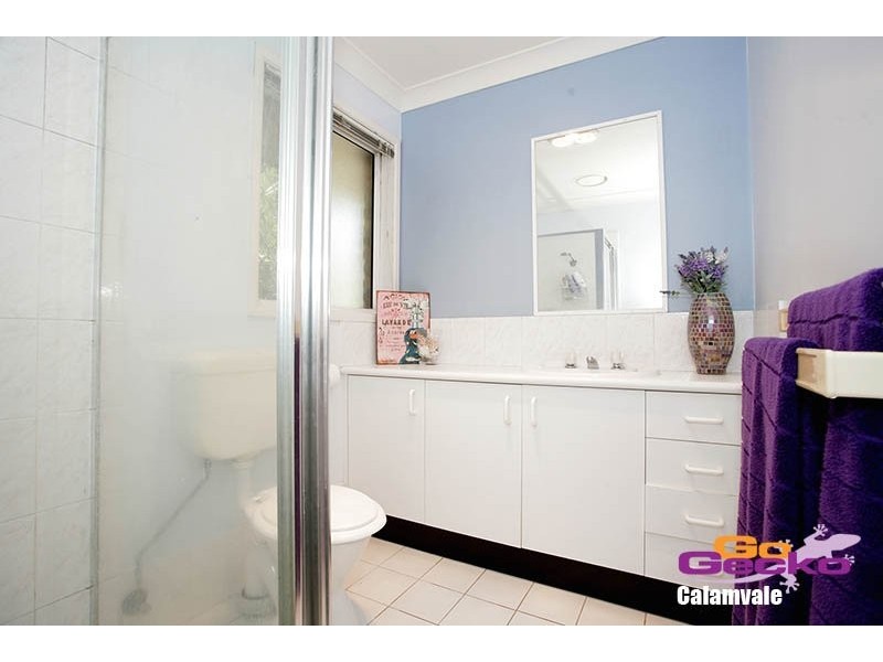 30 Bannockburn Cres, Parkinson QLD 4115