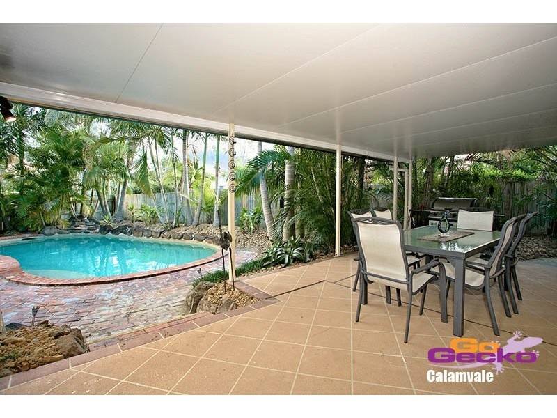 9 Japonica Place, Calamvale QLD 4116