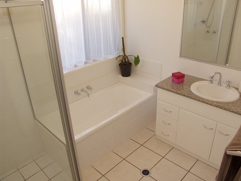10 Cleland Ct, Parkinson QLD 4115