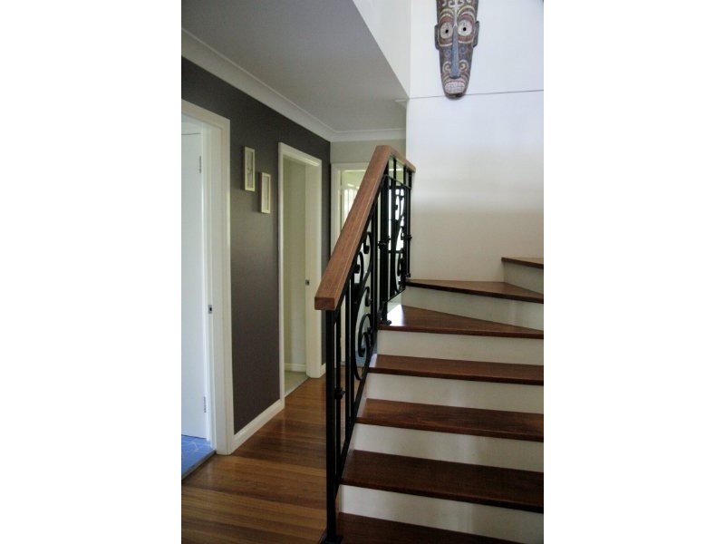 48 Davies Ave, Springwood NSW 2777