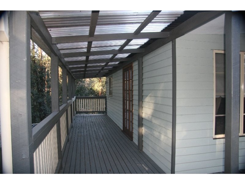 6 Currawong Avenue, Valley Heights NSW 2777